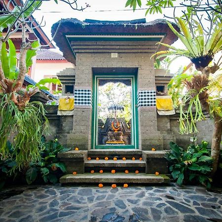 Flamboyant Villa Ubud Buitenkant foto