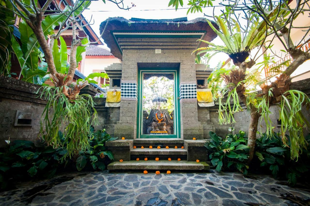 Flamboyant Villa Ubud Buitenkant foto